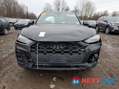 Piąte zdjęcie samochodu w środku: 2023 AUDI SQ5 PREMIUM PLUS VIN:WA1B4AFY5P2149965 - miniatura