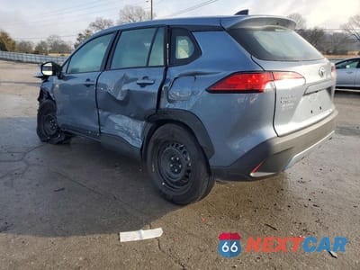 Drugie zdjęcie samochodu z przodu: 2025 TOYOTA COROLLA CROSS L VIN:7MUAAAAG9SV144154 - miniatura