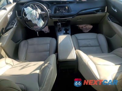 Zdjęcie 8 z 13 samochodu: 2022 CADILLAC XT4 PREMIUM LUXURY VIN:1GYFZDR47NF131101 - miniatura