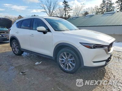 Czwarte zdjęcie samochodu z boku: 2019 MAZDA CX-5 GRAND TOURING VIN:JM3KFBDM1K1603897 - miniatura