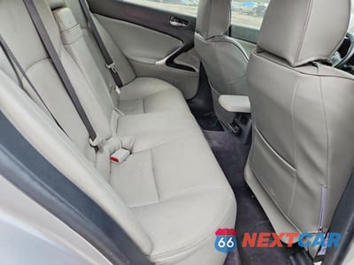 Zdjęcie 10 z 11 samochodu: 2006 LEXUS IS 350 VIN:JTHBE262265004480 - miniatura