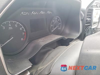 Zdjęcie 9 z 12 samochodu: 2023 FORD F150 VIN:1FTMF1CB0PKF79007 - miniatura