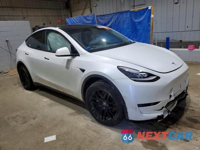 Czwarte zdjęcie samochodu z boku: 2022 TESLA MODEL Y VIN:7SAYGDEE2NA011942 - miniatura