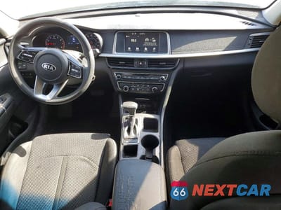 Zdjęcie 8 z 12 samochodu: 2019 KIA OPTIMA LX VIN:5XXGT4L3XKG343564 - miniatura
