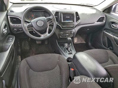 Zdjęcie 8 z 12 samochodu: 2019 JEEP CHEROKEE LATITUDE VIN:1C4PJLCB6KD204842 - miniatura