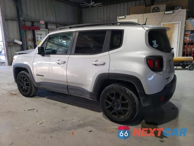 Drugie zdjęcie samochodu z przodu: 2020 JEEP RENEGADE LATITUDE VIN:ZACNJBBB8LPL33295 - miniatura