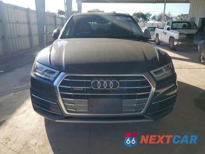 Piąte zdjęcie samochodu w środku: 2019 AUDI Q5 PREMIUM PLUS VIN:WA1BNAFY2K2016991 - miniatura