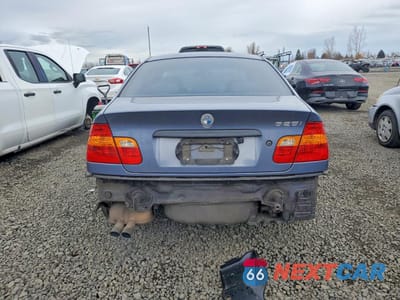 Zdjęcie 6 z 12 samochodu: 2003 BMW 325 I VIN:WBAET37453NJ37267 - miniatura
