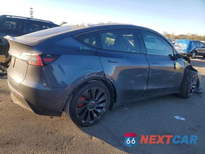 Trzecie zdjęcie samochodu z tyłu: 2023 TESLA MODEL Y VIN:7SAYGDEF9PF860268 - miniatura