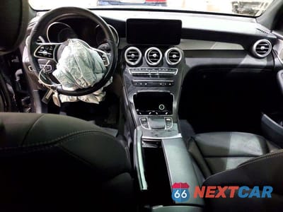 Zdjęcie 8 z 13 samochodu: 2021 MERCEDES-BENZ GLC 300 4MATIC VIN:W1N0G8EB2MV285354 - miniatura