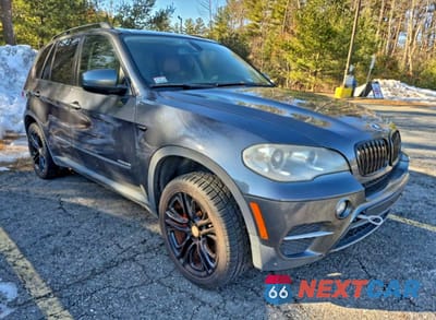 2012 BMW X5 XDRIVE35I 5UXZV4C52CL753358 - główne zdjęcie licytacji z USA - miniatura
