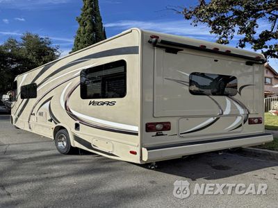 Trzecie zdjęcie samochodu z tyłu: 2016 FORD ECONOLINE E450 SUPER DUTY COMMERCIAL STRIPPED CHASSIS VIN:1FC4E4KS8GDC25410 - miniatura