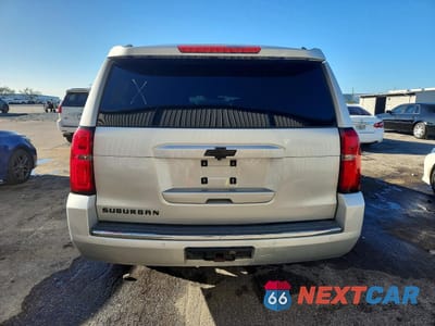 Zdjęcie 6 z 13 samochodu: 2015 CHEVROLET SUBURBAN C1500 LTZ VIN:1GNSCKKC0FR550698 - miniatura