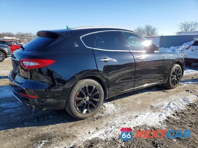 Trzecie zdjęcie samochodu z tyłu: 2017 MASERATI LEVANTE LUXURY VIN:ZN661XUL8HX245554 - miniatura