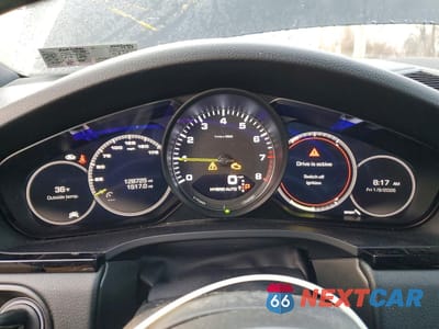 Zdjęcie 9 z 13 samochodu: 2019 PORSCHE CAYENNE SE HYBRID VIN:WP1AE2AY4KDA50934 - miniatura