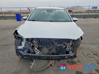 Piąte zdjęcie samochodu w środku: 2020 HYUNDAI KONA VIN:KM8K12AA2LU433837 - miniatura