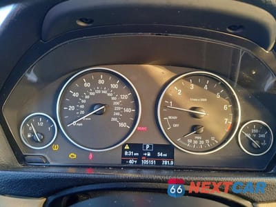 Zdjęcie 9 z 12 samochodu: 2014 BMW 328 I VIN:WBA3A5C57EP600055 - miniatura