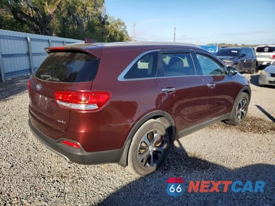 Trzecie zdjęcie samochodu z tyłu: 2018 KIA SORENTO EX VIN:5XYPH4A53JG385610 - miniatura