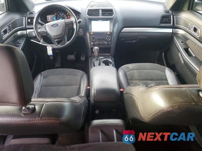 Zdjęcie 8 z 14 samochodu: 2018 FORD EXPLORER XLT VIN:1FM5K8D82JGA18731 - miniatura
