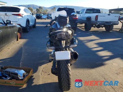 Czwarte zdjęcie samochodu z boku: 2023 BMW R 1250 RS VIN:WB10M8308P6H72185 - miniatura