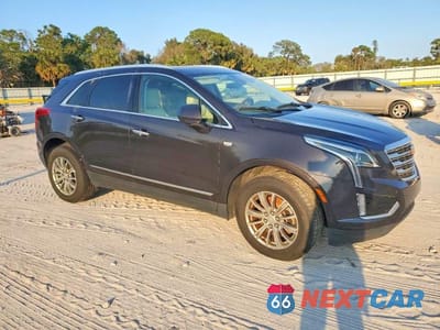 Czwarte zdjęcie samochodu z boku: 2017 CADILLAC XT5 LUXURY VIN:1GYKNDRSXHZ267282 - miniatura