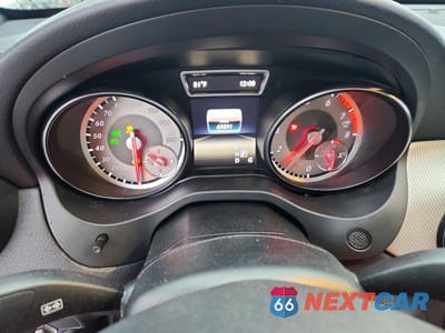 Zdjęcie 9 z 12 samochodu: 2016 MERCEDES-BENZ CLA 250 VIN:WDDSJ4EB9GN327006 - miniatura
