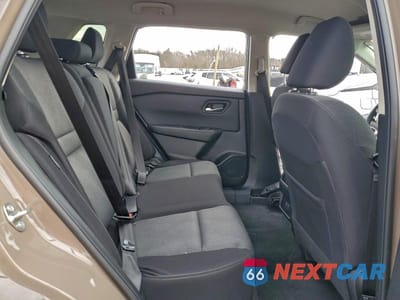 Zdjęcie 10 z 11 samochodu: 2025 NISSAN ROGUE SV VIN:JN8BT3BB2SW154150 - miniatura