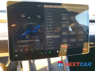Zdjęcie 9 z 12 samochodu: 2024 TESLA MODEL Y VIN:7SAYGDEE3RA290758 - miniatura