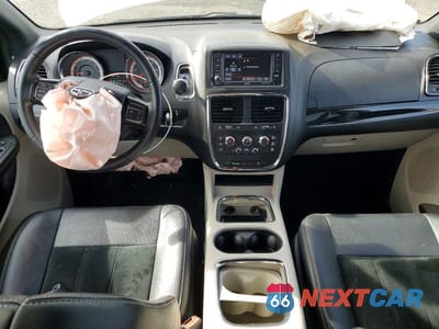 Zdjęcie 8 z 12 samochodu: 2017 DODGE GRAND CARAVAN SXT VIN:2C4RDGCG4HR671671 - miniatura