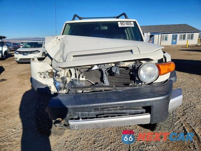Piąte zdjęcie samochodu w środku: 2012 TOYOTA FJ CRUISER BASE VIN:JTEBU4BF7CK123823 - miniatura