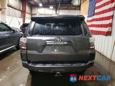 Zdjęcie 6 z 12 samochodu: 2014 TOYOTA 4RUNNER SR5 VIN:JTEBU5JR4E5199499 - miniatura