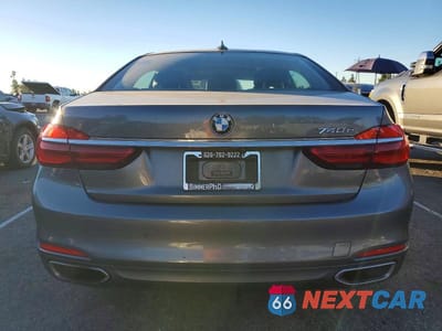 Zdjęcie 6 z 11 samochodu: 2018 BMW 740 XE VIN:WBA7J2C56JG938380 - miniatura
