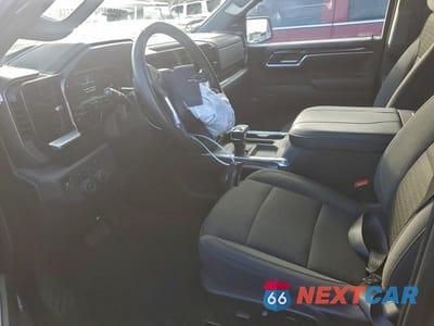 Zdjęcie 7 z 12 samochodu: 2024 CHEVROLET SILVERADO K1500 RST VIN:2GCUDEED0R1246255 - miniatura