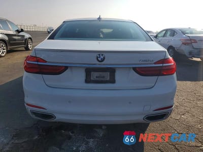 Zdjęcie 6 z 11 samochodu: 2018 BMW 740 XE VIN:WBA7J2C57JG938324 - miniatura