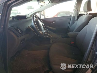 Zdjęcie 7 z 12 samochodu: 2010 TOYOTA PRIUS VIN:JTDKN3DU2A0128198 - miniatura