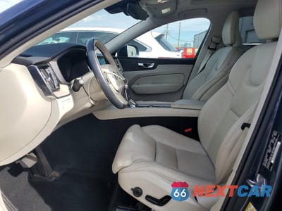 Zdjęcie 7 z 12 samochodu: 2022 VOLVO XC60 B5 INSCRIPTION VIN:YV4L12DL1N1960985 - miniatura