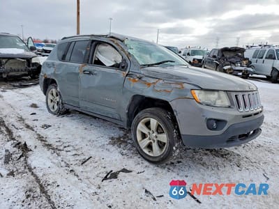 Czwarte zdjęcie samochodu z boku: 2011 JEEP COMPASS SPORT VIN:1J4NF1FB2BD257962 - miniatura