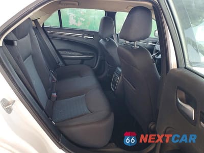 Zdjęcie 10 z 11 samochodu: 2022 CHRYSLER 300 TOURING VIN:2C3CCAAG4NH236745 - miniatura