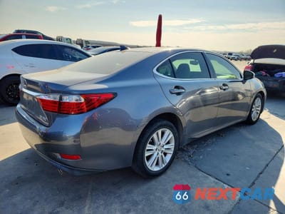 Trzecie zdjęcie samochodu z tyłu: 2015 LEXUS ES 350 BASE VIN:JTHBK1GG9F2201810 - miniatura