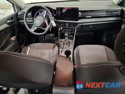 Zdjęcie 8 z 11 samochodu: 2025 VOLKSWAGEN JETTA S VIN:3VW5X7BU6SM081187 - miniatura