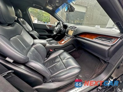 Piąte zdjęcie samochodu w środku: 2018 LINCOLN CONTINENTAL VIN:1LN6L9HK0J5602697 - miniatura
