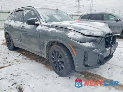 Czwarte zdjęcie samochodu z boku: 2025 BMW X5 M60I VIN:5UX33EU06S9W72816 - miniatura