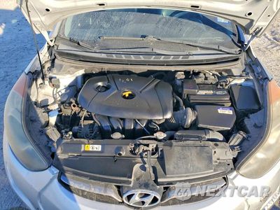 Zdjęcie 12 z 13 samochodu: 2013 HYUNDAI ELANTRA GLS VIN:KMHDH4AE8DU706509 - miniatura