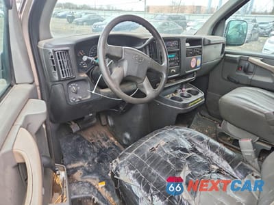 Zdjęcie 8 z 13 samochodu: 2003 CHEVROLET EXPRESS G3500 VIN:1GCHG39U031231730 - miniatura