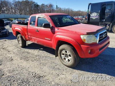 Czwarte zdjęcie samochodu z boku: 2005 TOYOTA TACOMA ACCESS CAB VIN:5TEUU42NX5Z111166 - miniatura