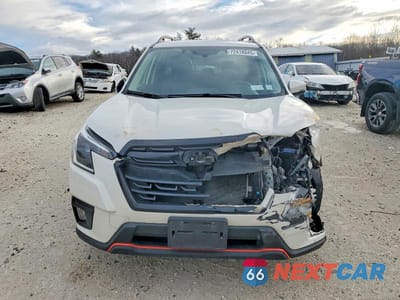 Piąte zdjęcie samochodu w środku: 2022 SUBARU FORESTER SPORT VIN:JF2SKAJC1NH483722 - miniatura