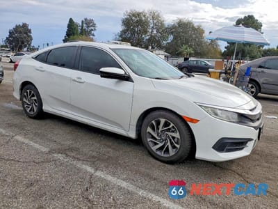 Czwarte zdjęcie samochodu z boku: 2017 HONDA CIVIC EX VIN:19XFC2F7XHE001323 - miniatura