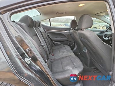 Zdjęcie 10 z 11 samochodu: 2019 HYUNDAI ELANTRA SE VIN:5NPD74LF8KH496711 - miniatura