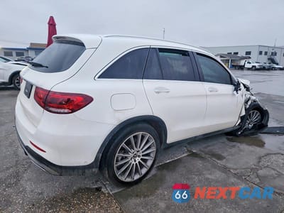 Trzecie zdjęcie samochodu z tyłu: 2022 MERCEDES-BENZ GLC 300 VIN:W1N0G8DB1NV392883 - miniatura