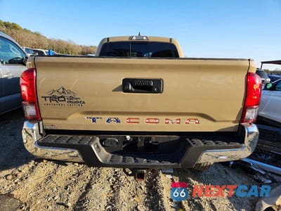 Zdjęcie 6 z 13 samochodu: 2018 TOYOTA TACOMA DOUBLE CAB VIN:3TMDZ5BN9JM038905 - miniatura